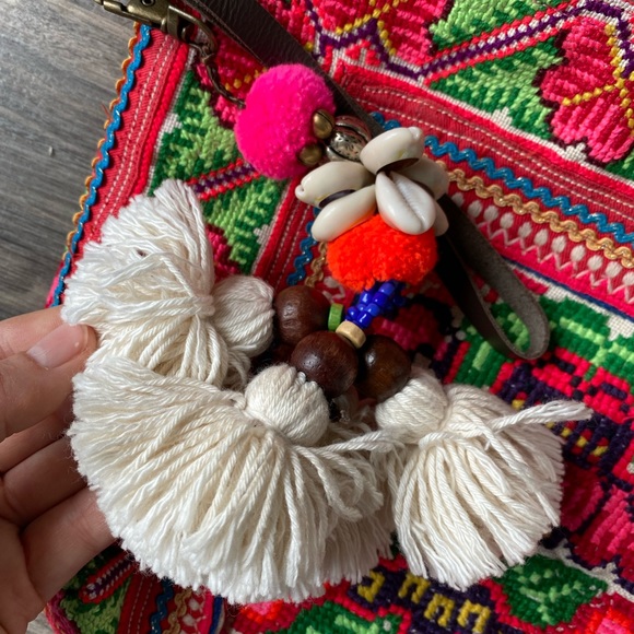 Jade Tribe Eliz Pom Clutch - Picture 5 of 5